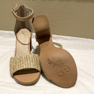 Seychelles sandals